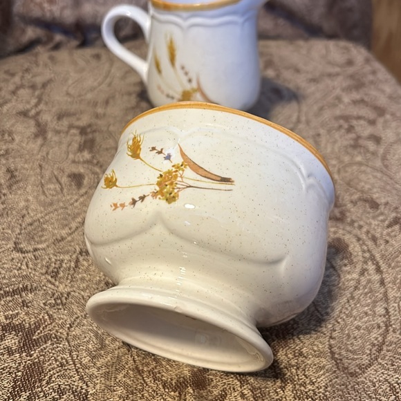 Sangostone Autumn Wheat Pattern Sugar/Creamer set. - Picture 10 of 10